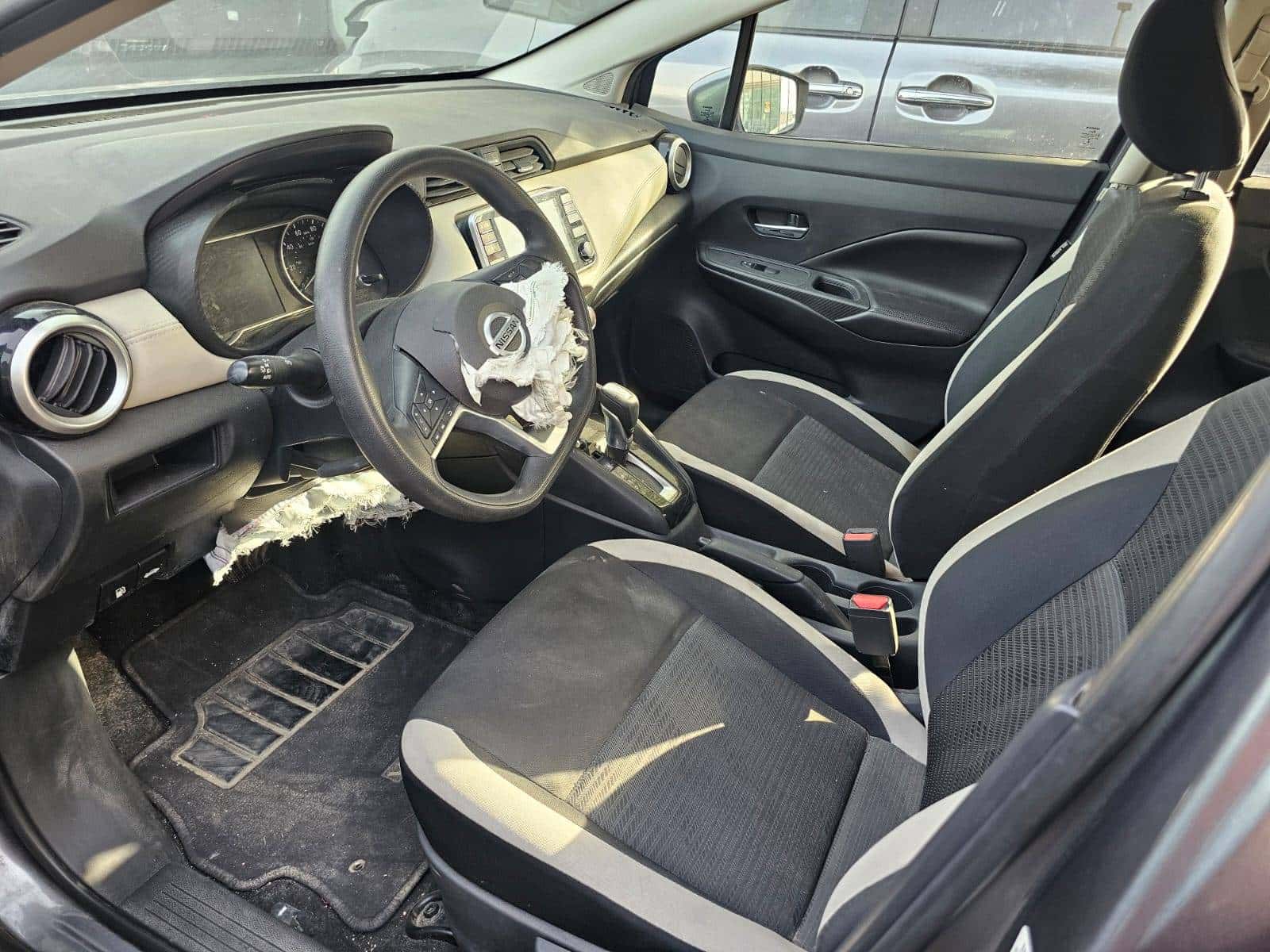 NISSAN VERSA 2020 thumbnail 7