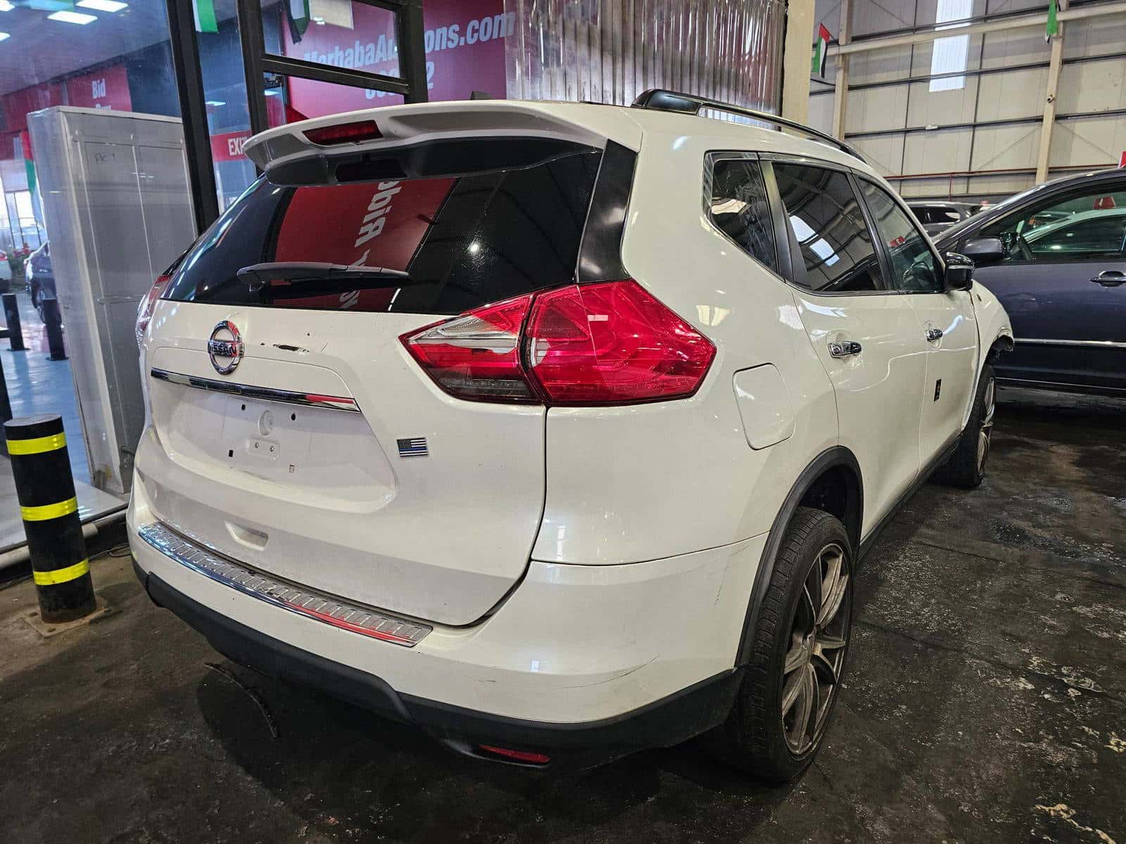 Nissan Rogue 2015 thumbnail 2