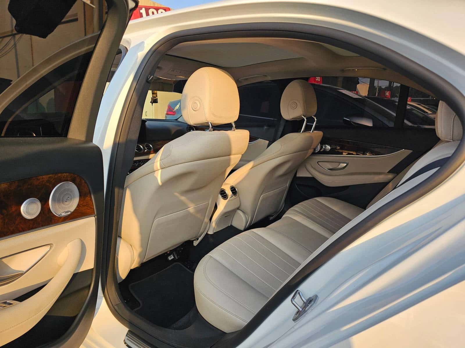 MERCEDES BENZ E 450 - Exterior
