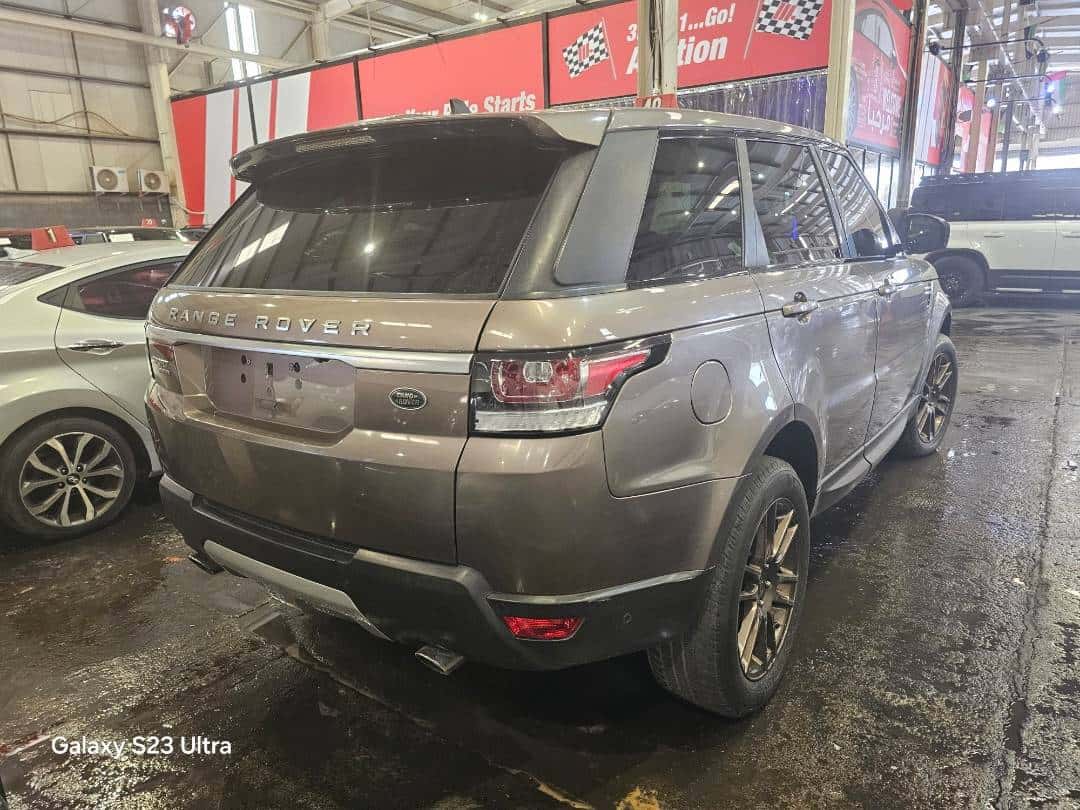 LAND ROVER RANGE ROVER SPORT - Exterior