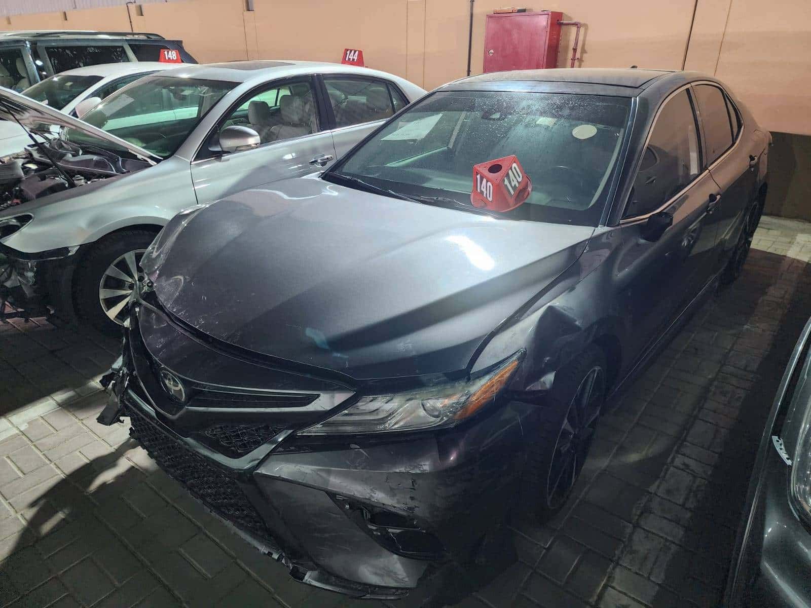 TOYOTA CAMRY 2019 thumbnail 3