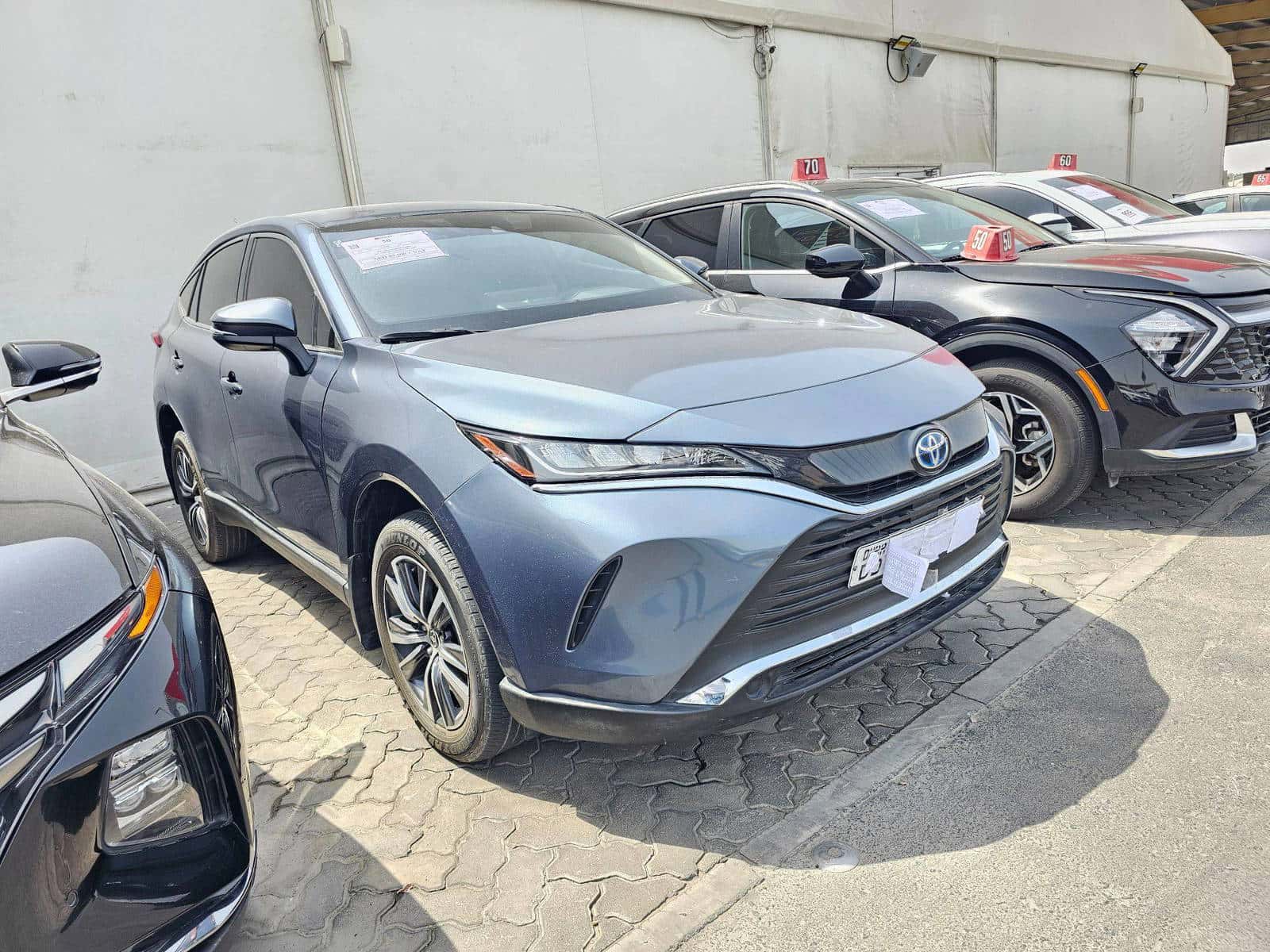TOYOTA VENZA 2022 thumbnail 2