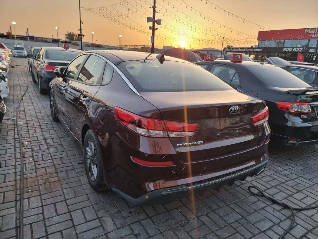 Kia Optima 2019 thumbnail 2