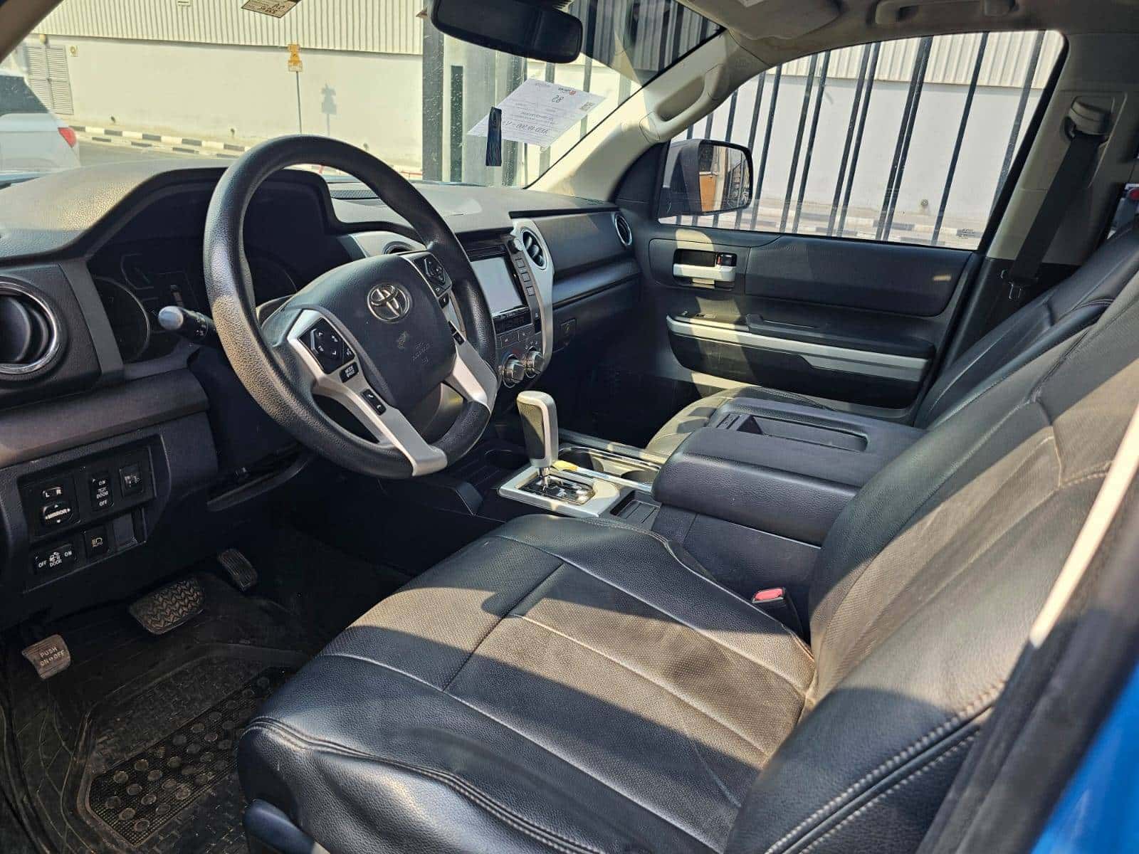 TOYOTA TUNDRA 2019 thumbnail 7