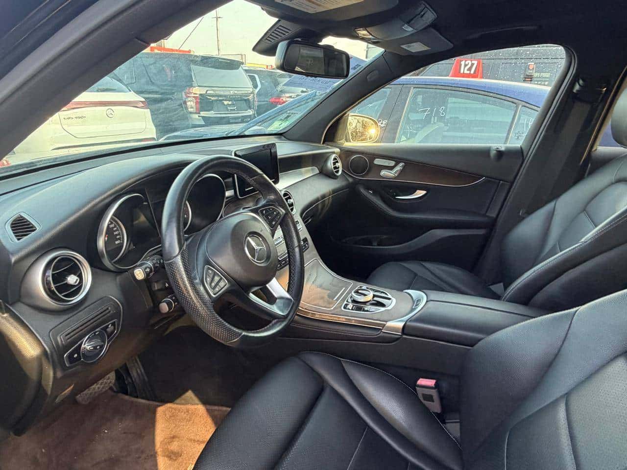 MERCEDES BENZ GLC-300 2019 thumbnail 6