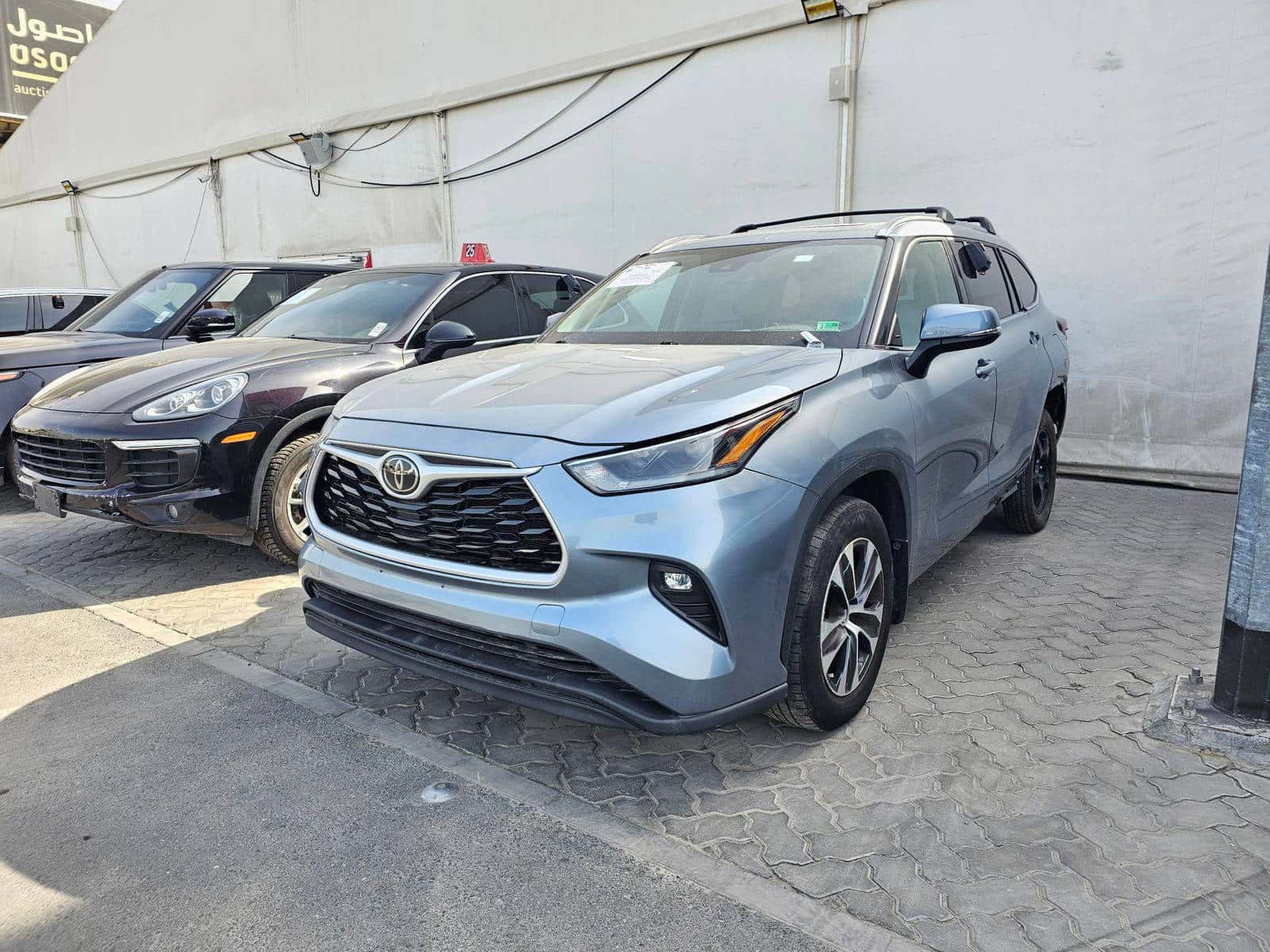 TOYOTA HIGHLANDER - Exterior