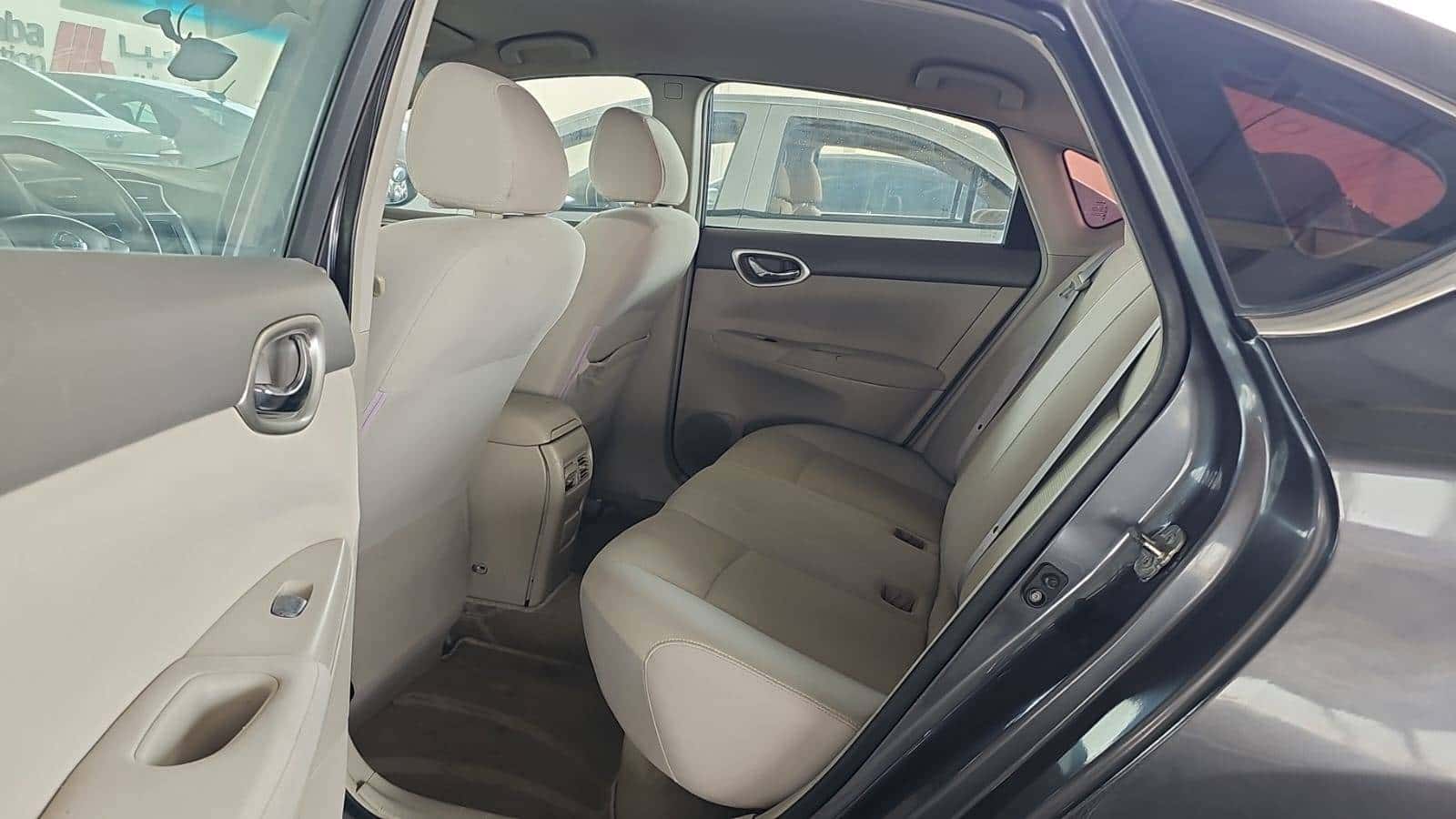 Nissan Sentra 2016 thumbnail 6