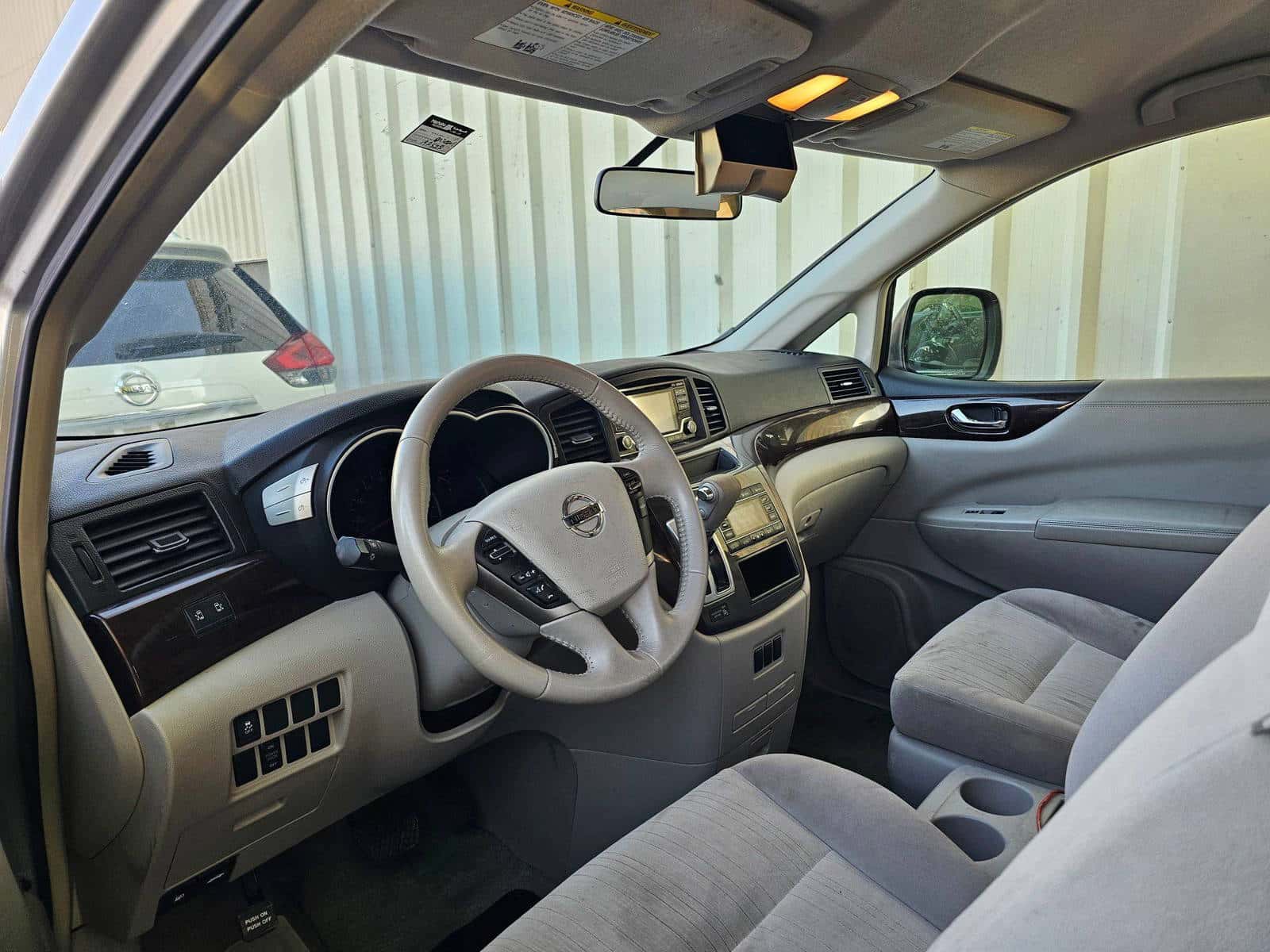 NISSAN QUEST 2017 thumbnail 7