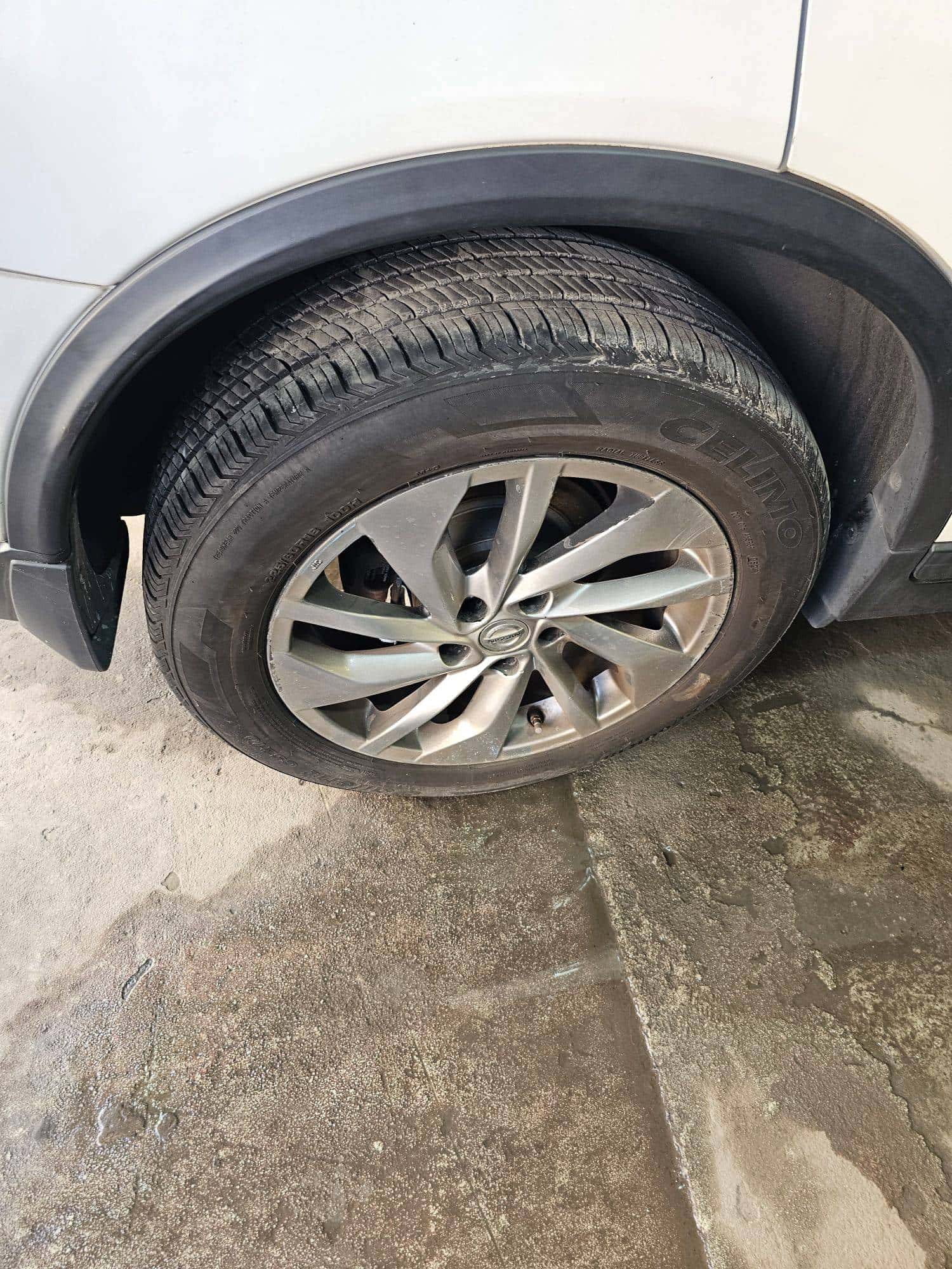 NISSAN ROGUE - Exterior