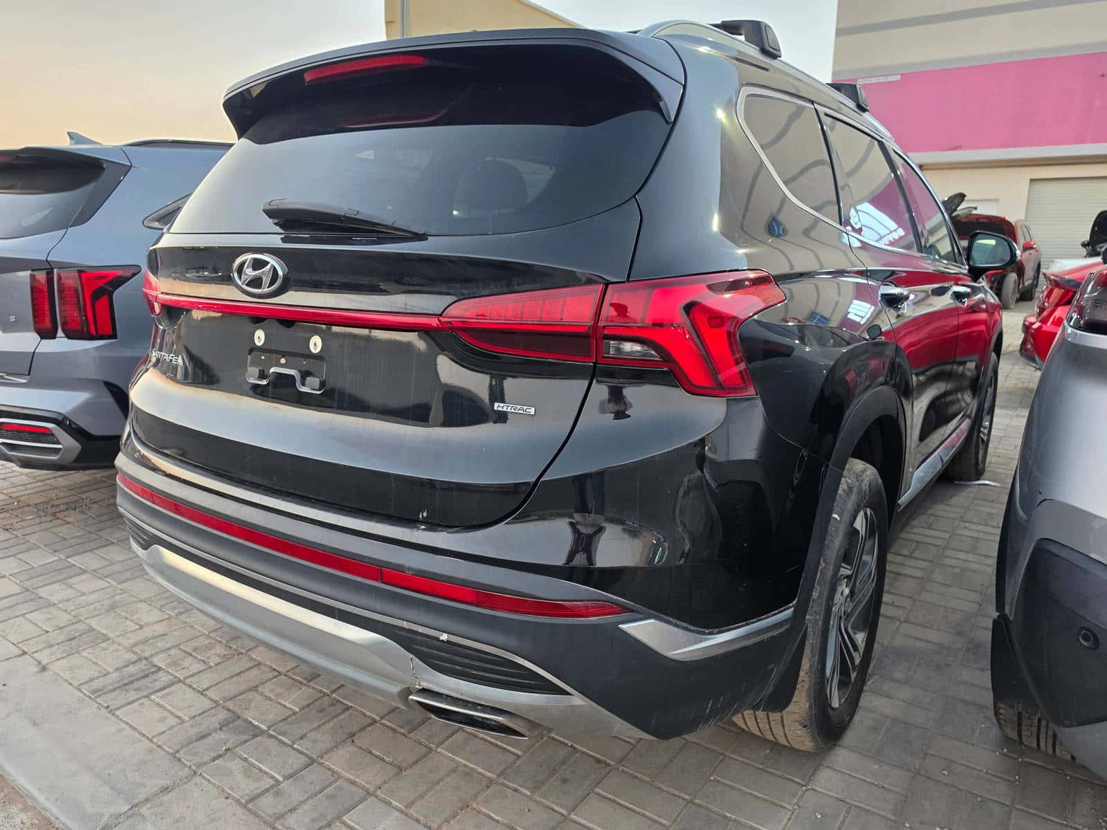 Hyundai Santa Fe 2023 thumbnail 5