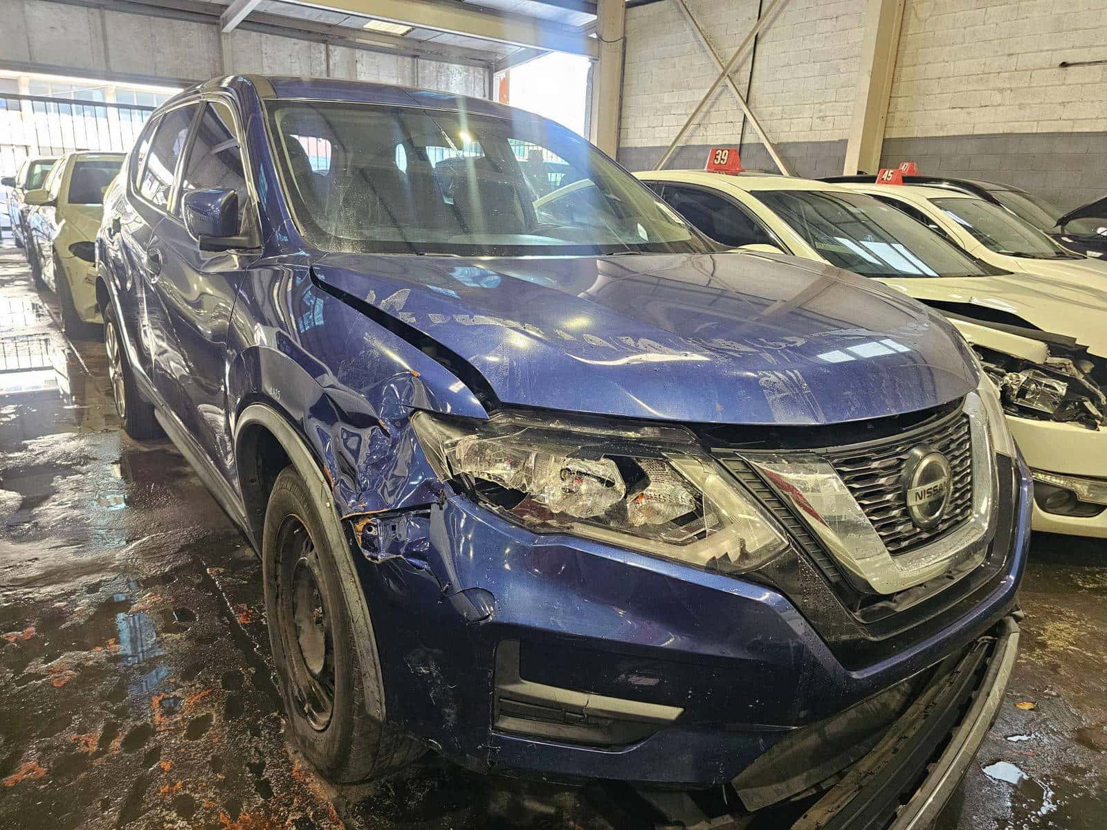 NISSAN ROGUE - Exterior