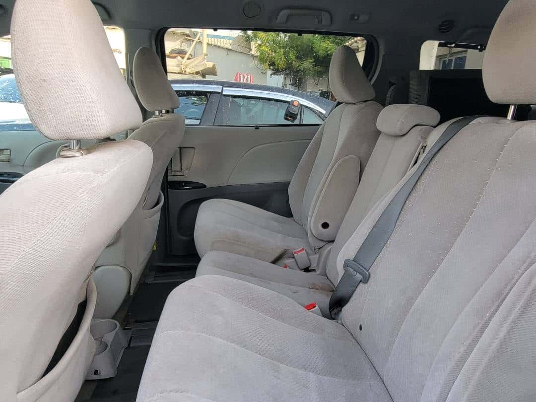 TOYOTA SIENNA - Exterior