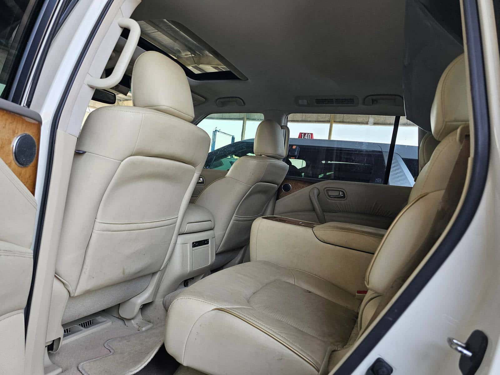 INFINITI QX80 - Exterior