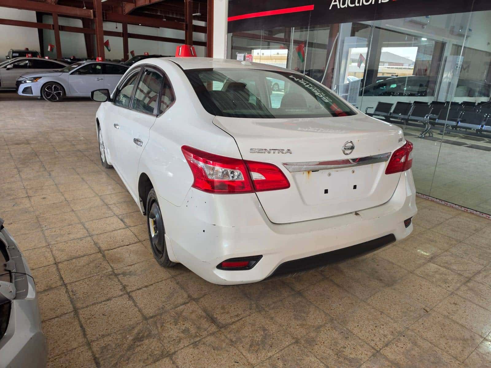 Nissan Sentra 2019 thumbnail 3