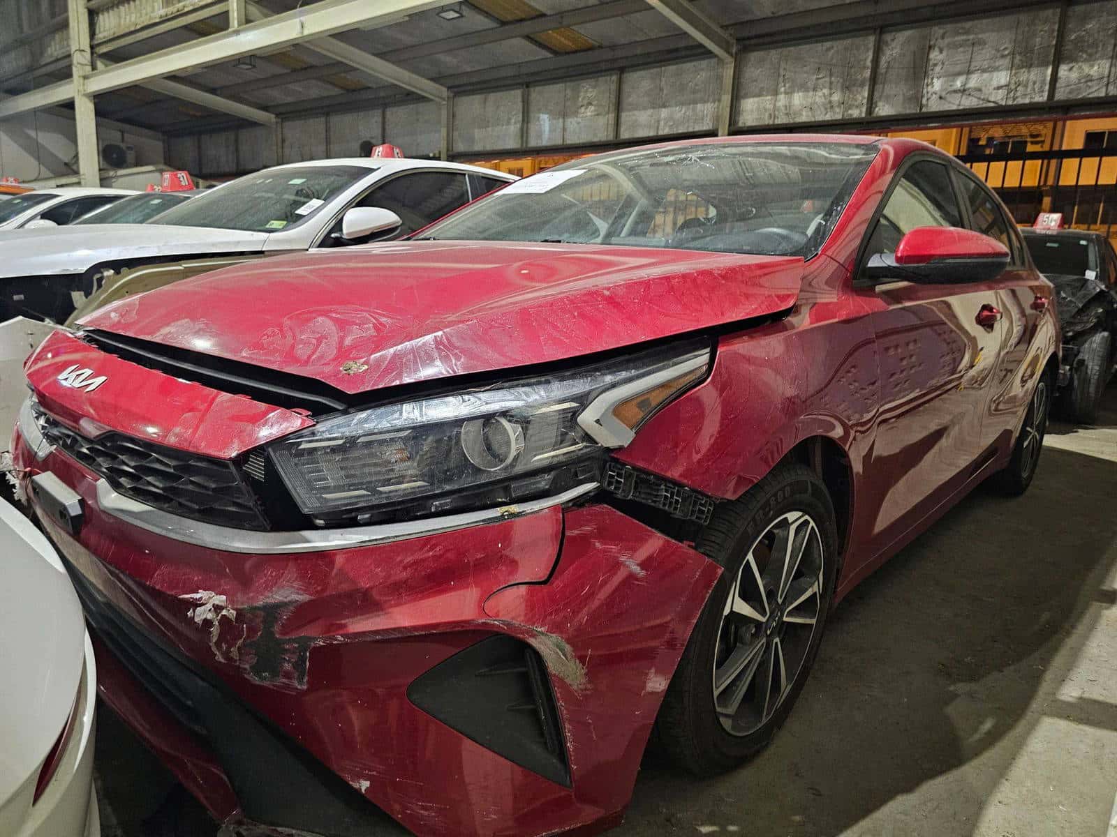 KIA FORTE 2023 thumbnail 4