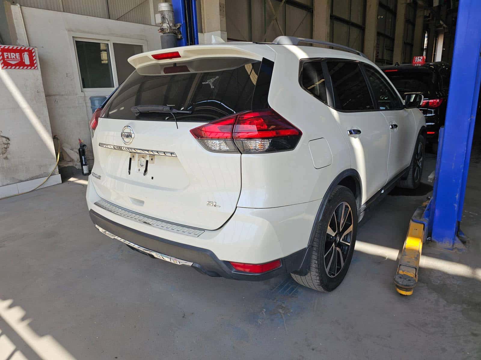 NISSAN ROGUE 2017 thumbnail 4