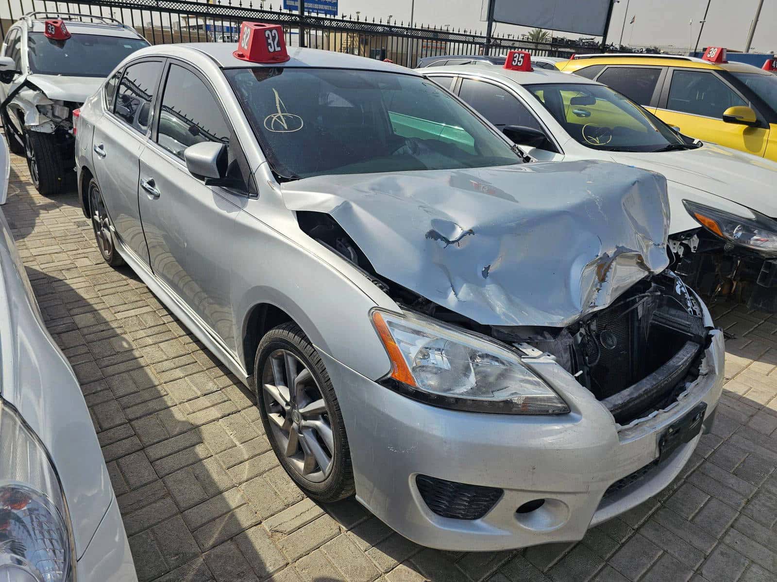 NISSAN SENTRA - Exterior