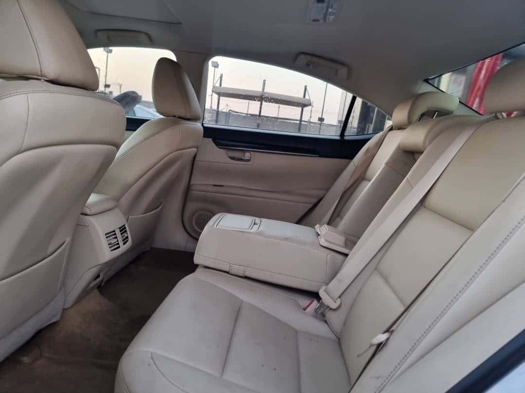 LEXUS ES 350 - Exterior