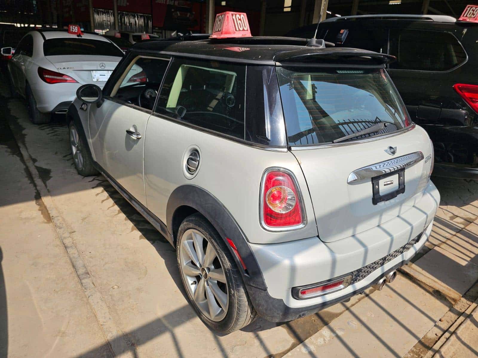 MINI Cooper 2011 thumbnail 4