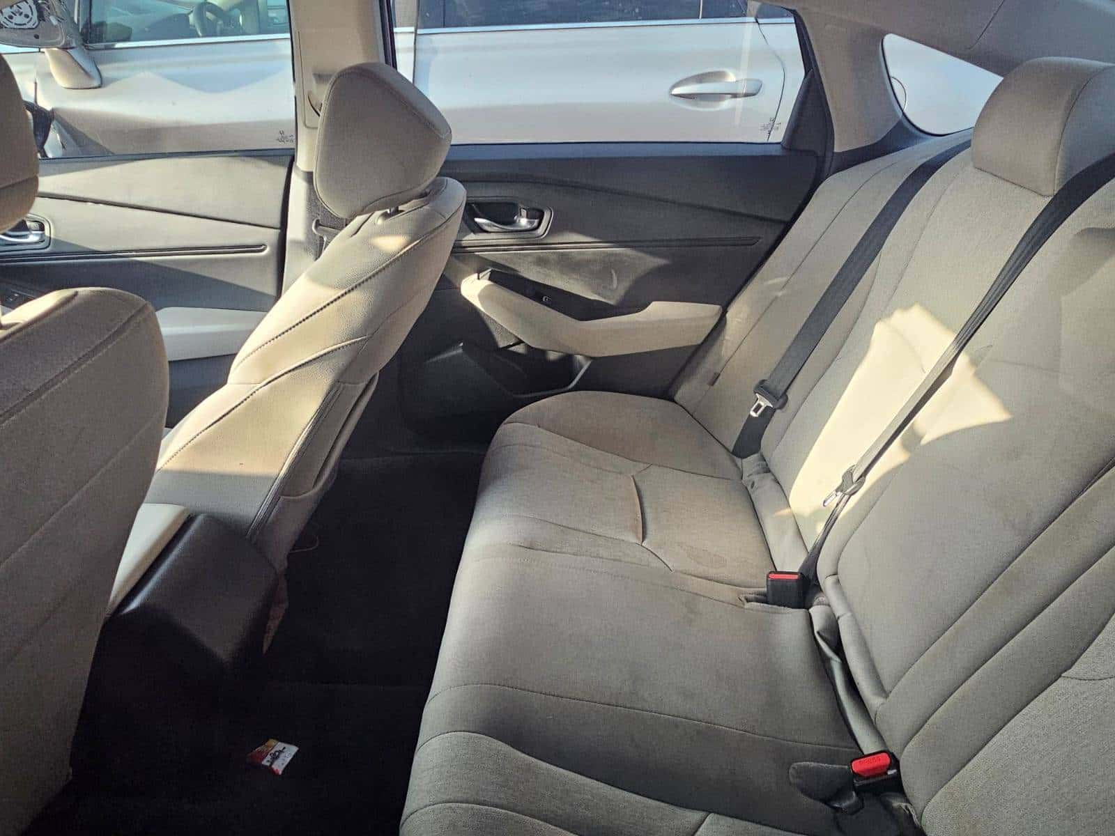 Honda Accord 2023 thumbnail 2