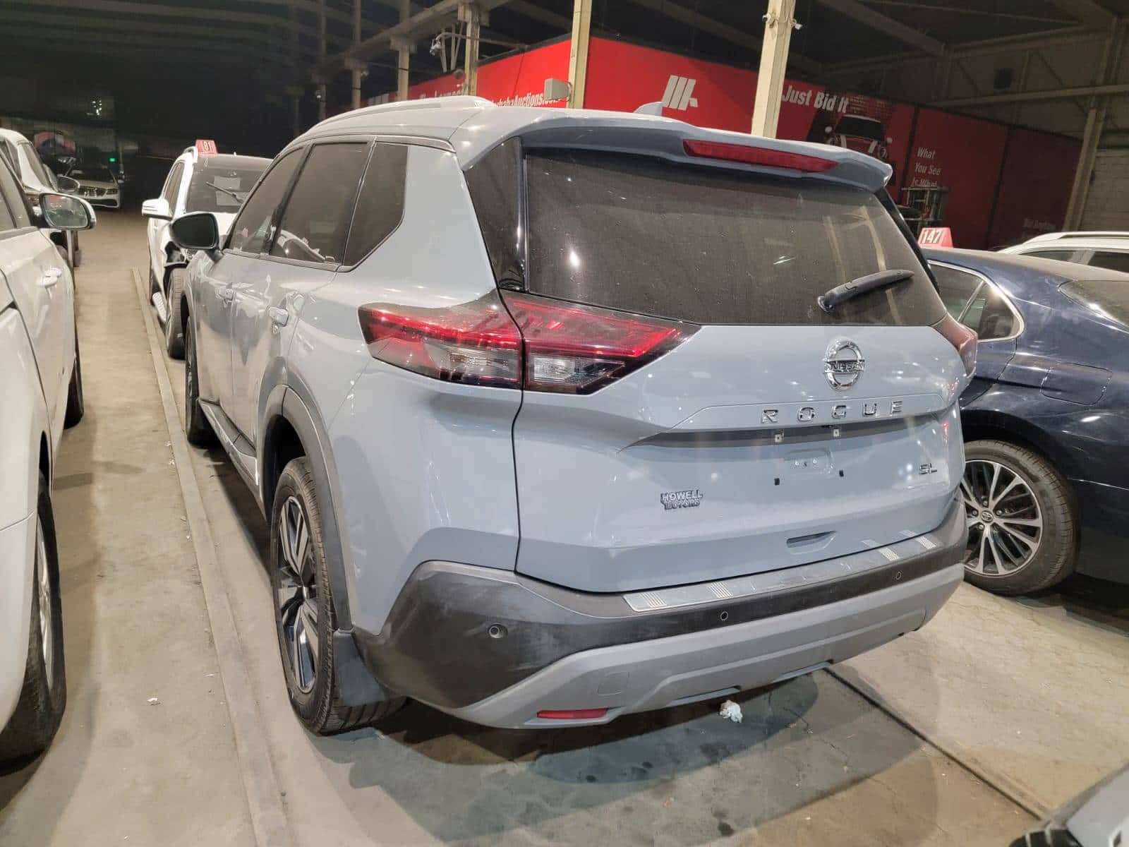 Nissan Rogue 2021 thumbnail 2
