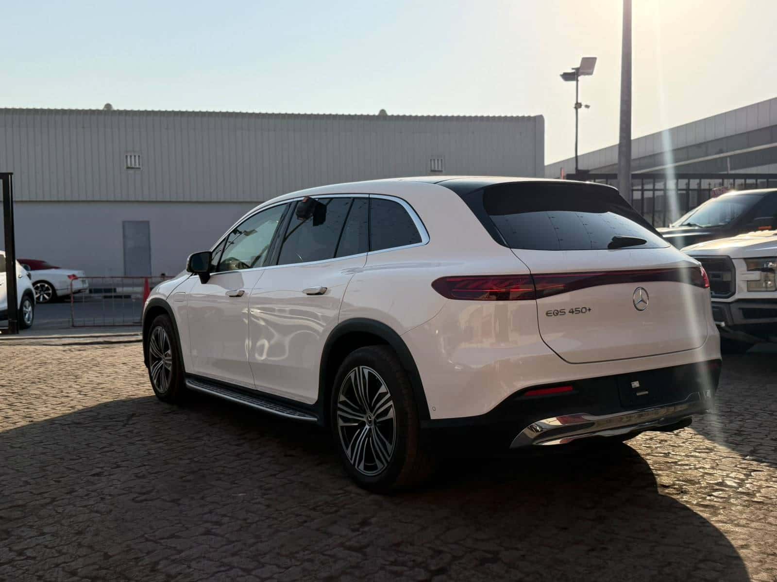 MERCEDES BENZ EQS 450+ 2023 thumbnail 6