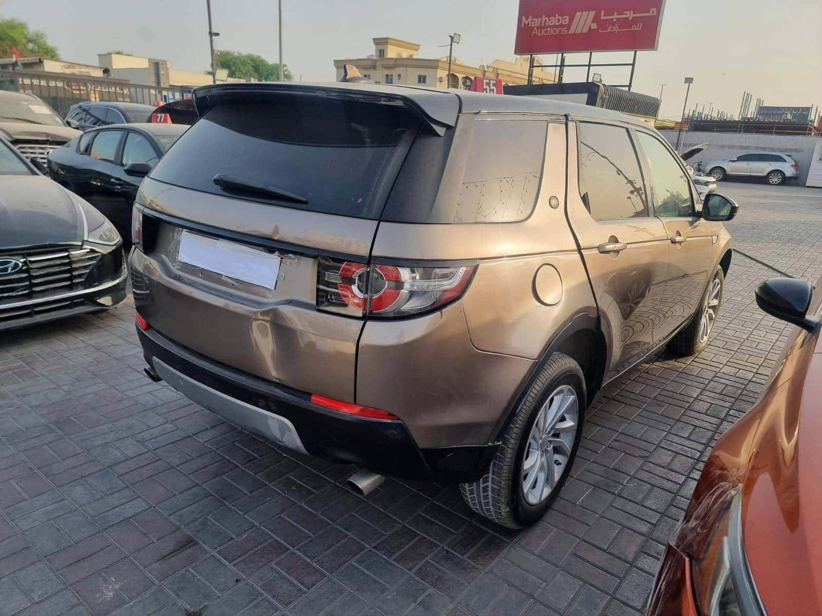 LAND ROVER DISCOVERY 2016 thumbnail 3