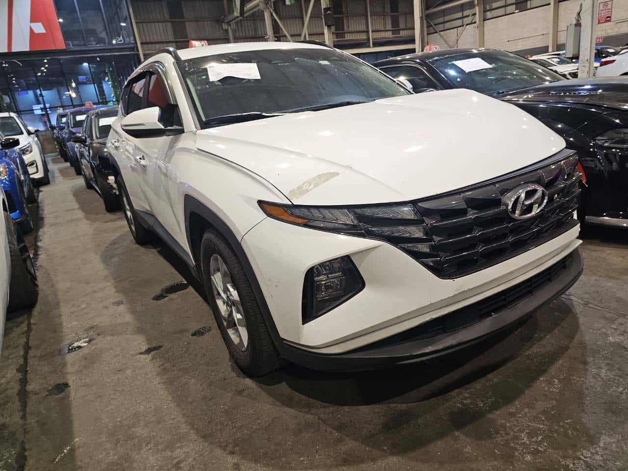 HYUNDAI TUCSON 2023 thumbnail 2
