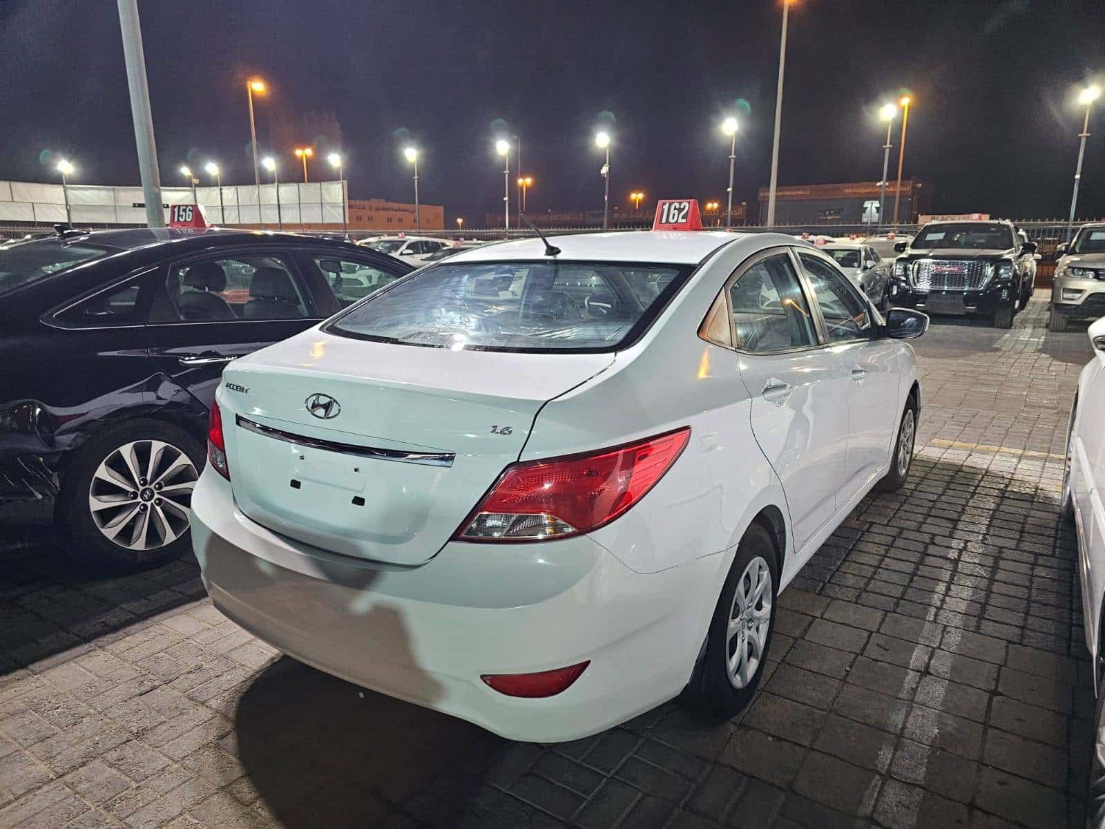 Hyundai Accent 2015 thumbnail 4