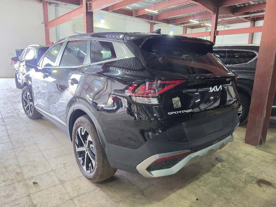 Kia SPORTAGE 2023 thumbnail 1