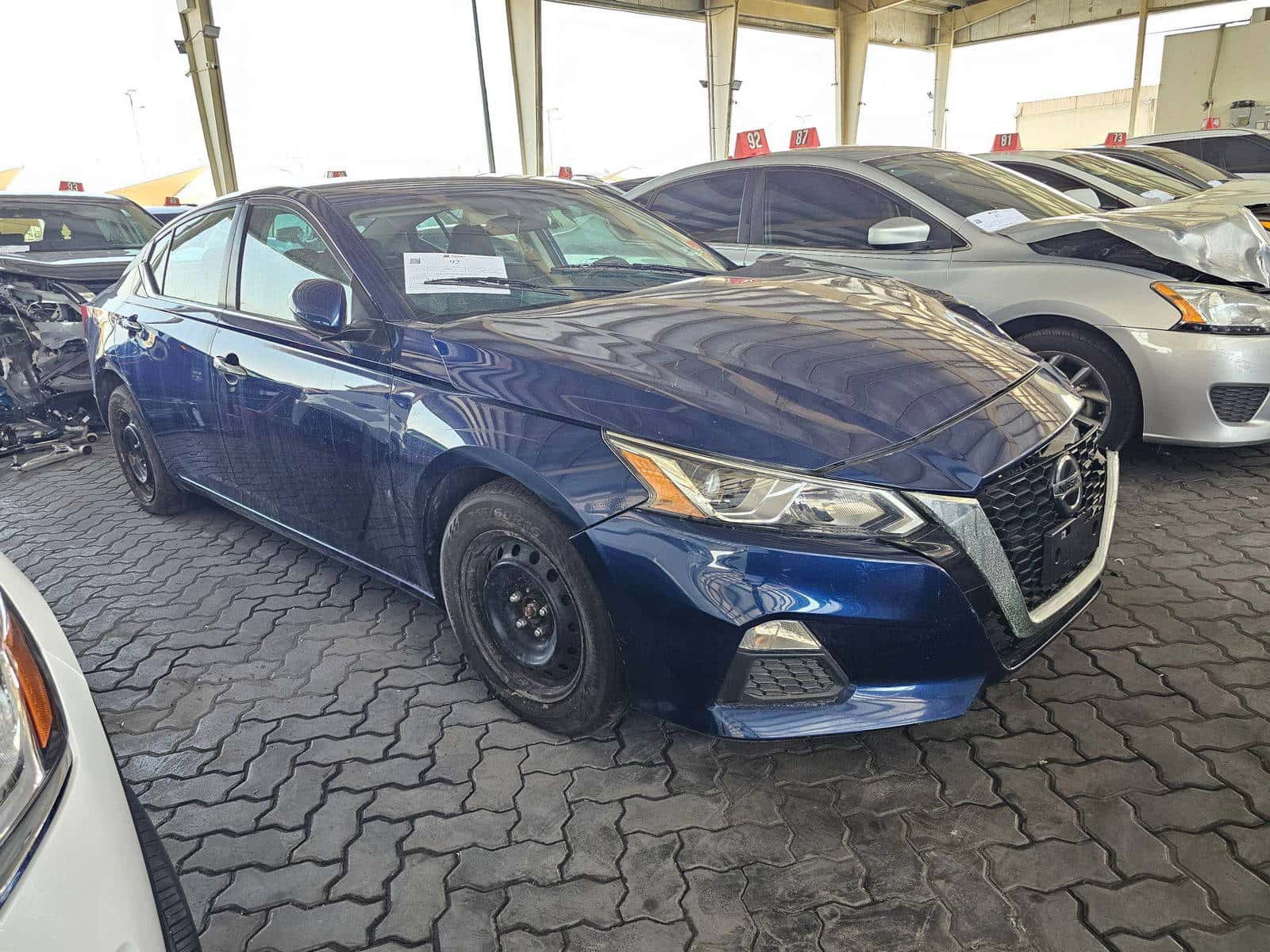 NISSAN ALTIMA 2020 thumbnail 3