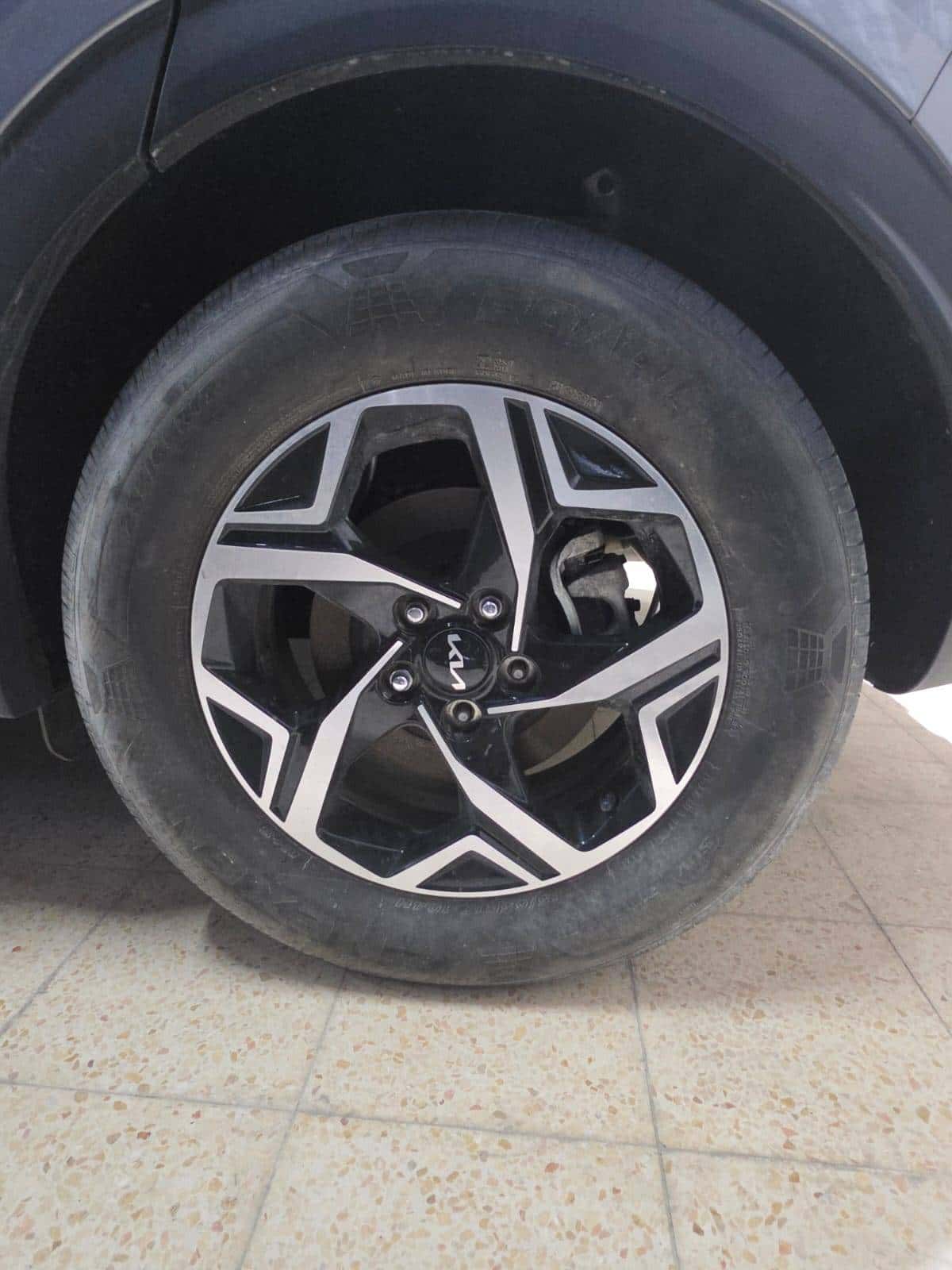 Kia SPORTAGE 2023 thumbnail 6