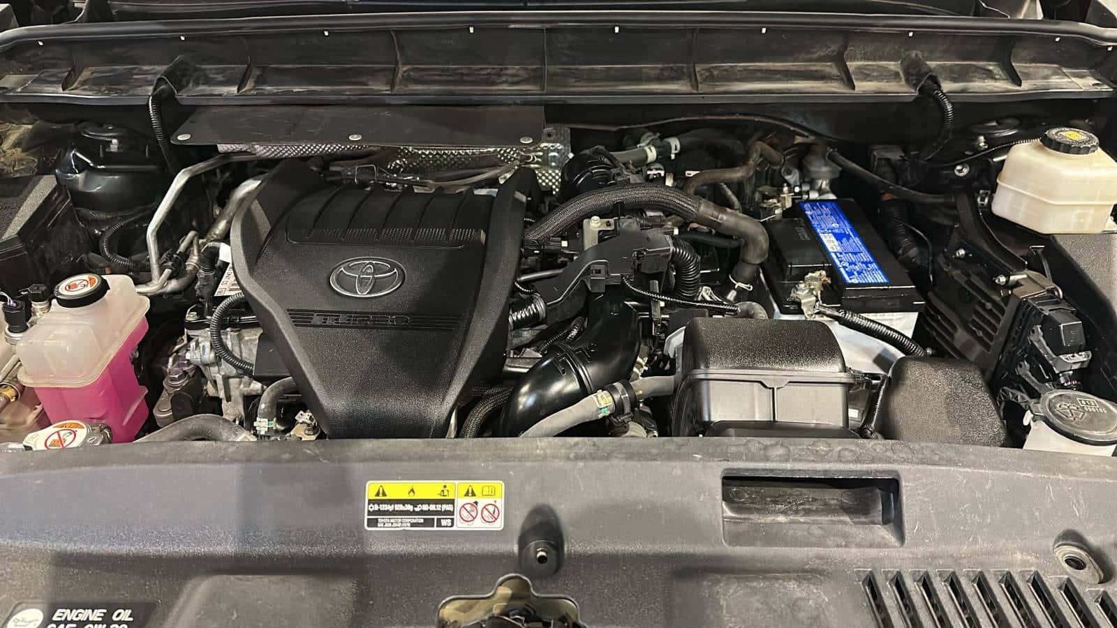 Toyota Highlander 2023 thumbnail 7