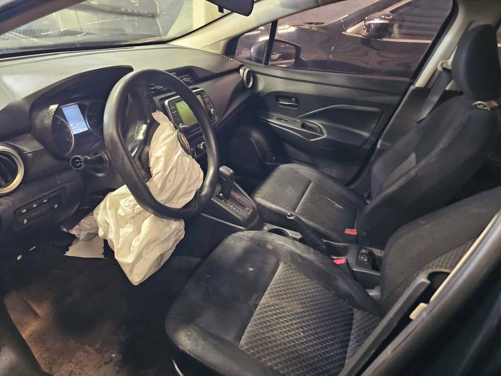 NISSAN VERSA 2023 thumbnail 7