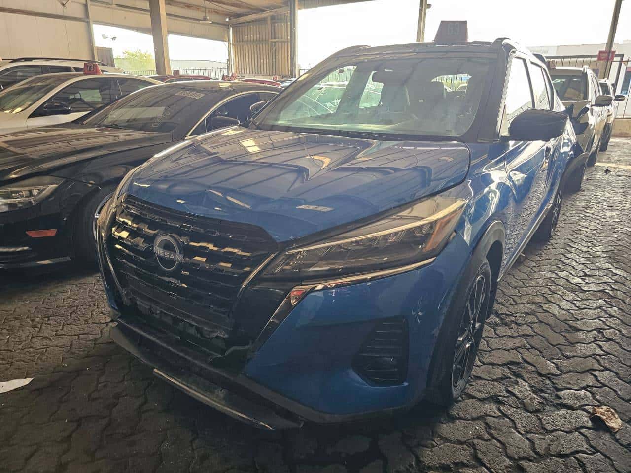 Nissan Kicks 2024 thumbnail 2