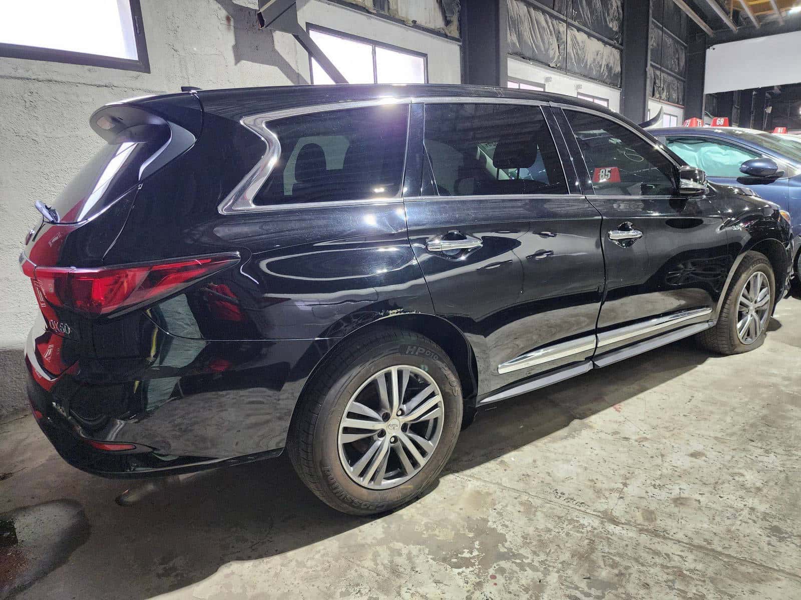 INFINITI QX60 - Exterior