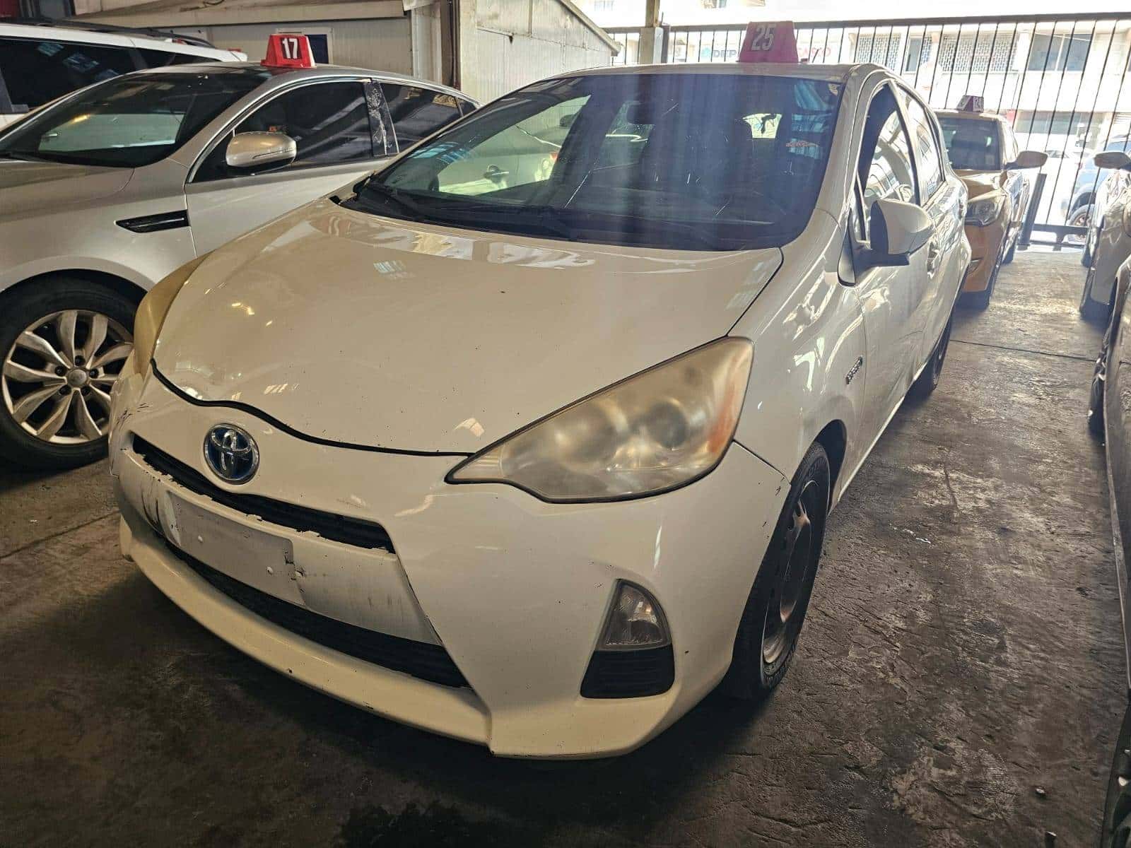 Toyota Prius 2012 thumbnail 2