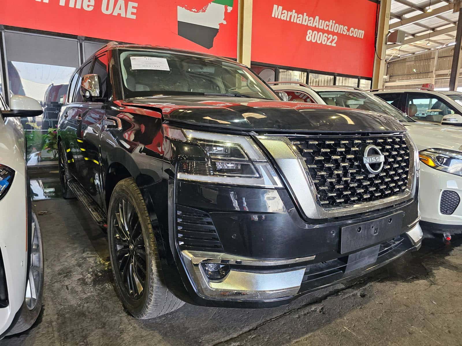 INFINITI QX80 2022 thumbnail 2