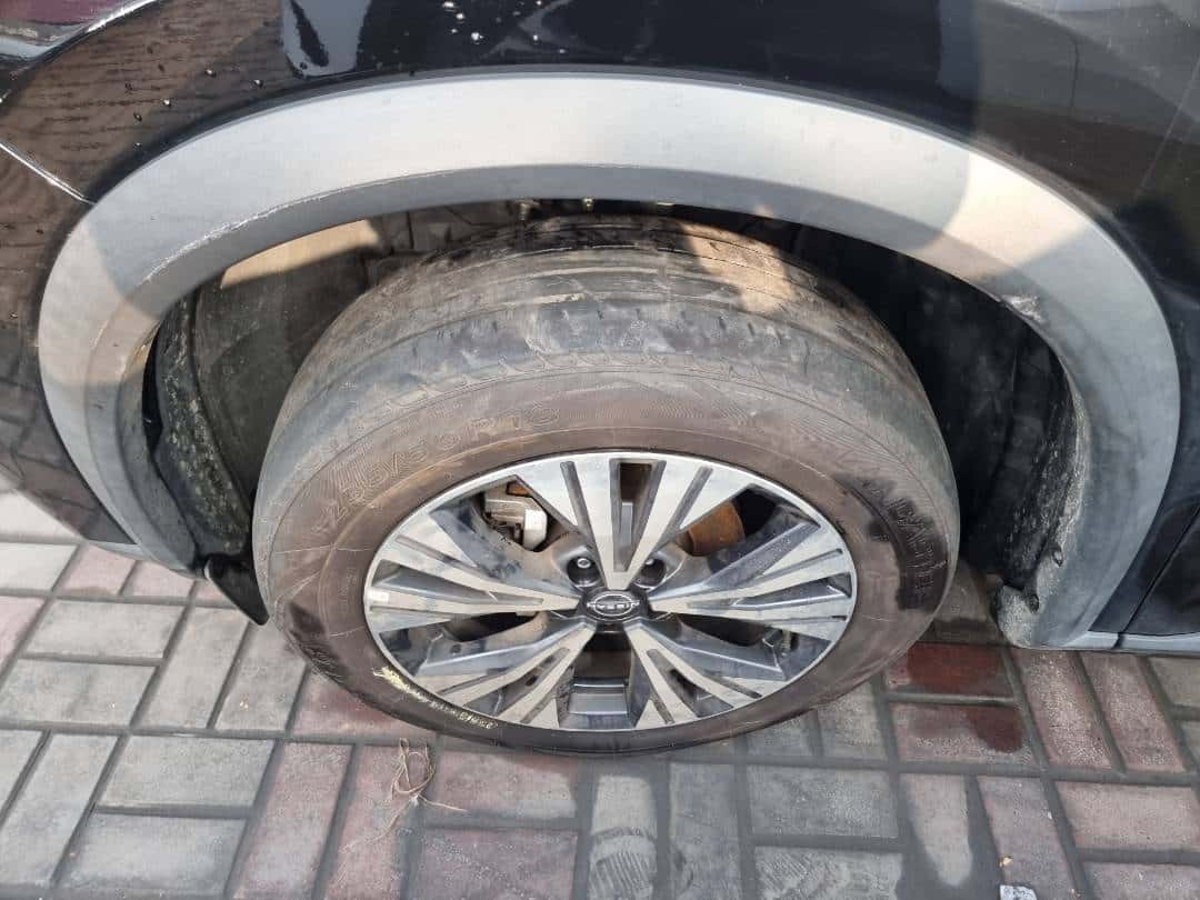 NISSAN ROGUE - Exterior