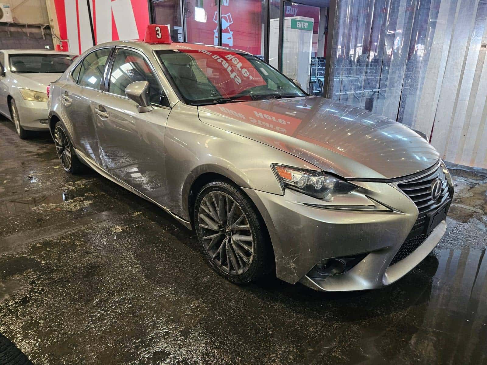 Lexus IS 250 2015 thumbnail 3