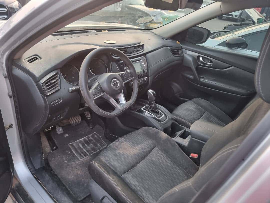 Nissan Rogue 2017 thumbnail 6