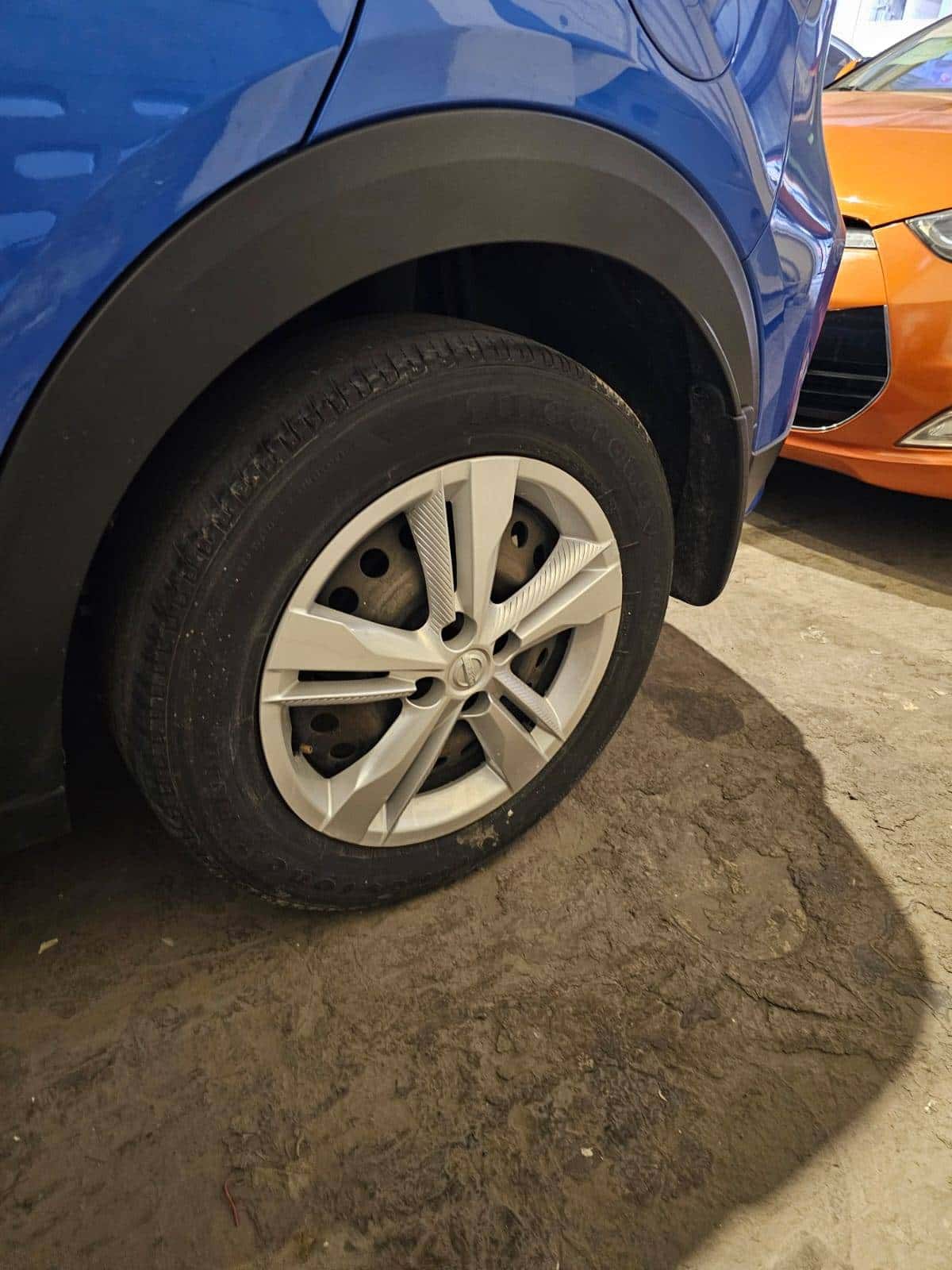 NISSAN KICKS 2023 thumbnail 7