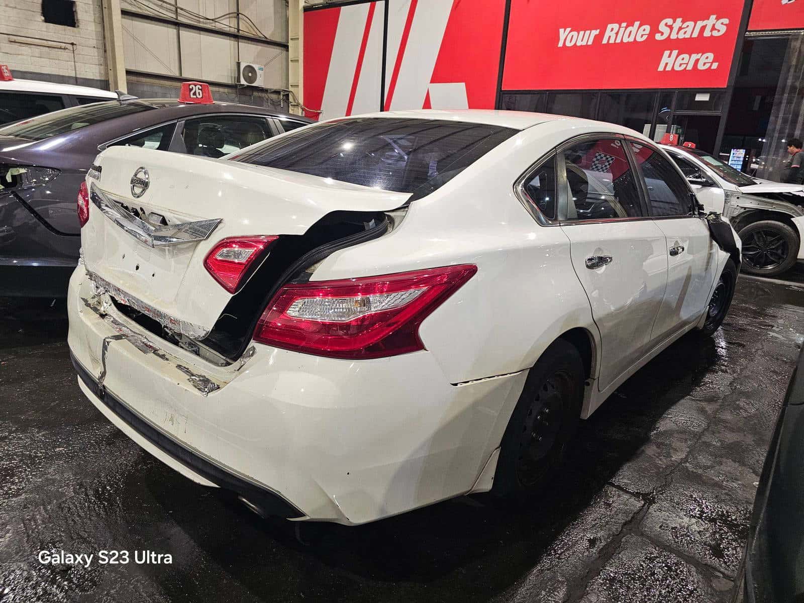 NISSAN ALTIMA - Exterior