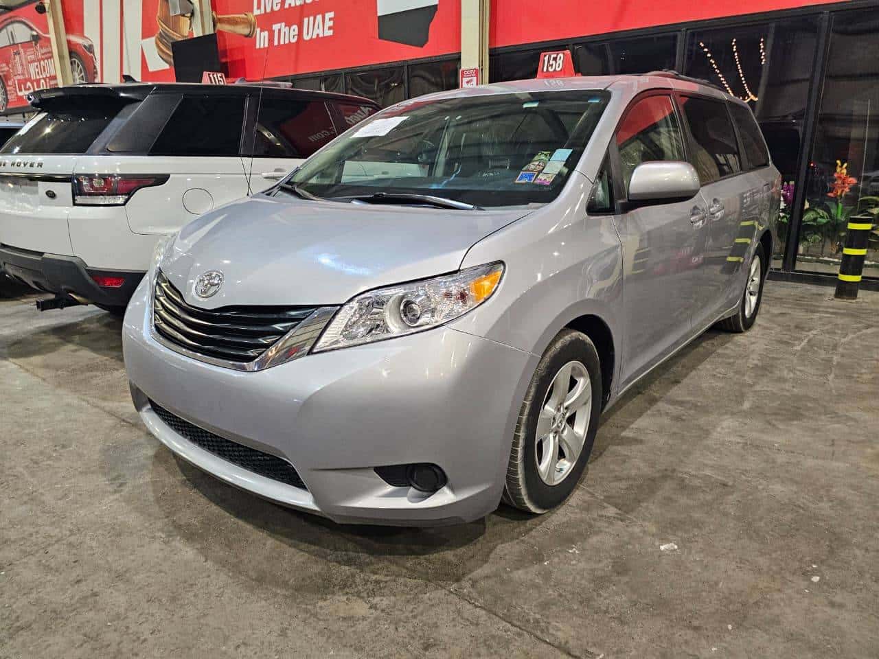 Toyota Sienna 2014 thumbnail 3