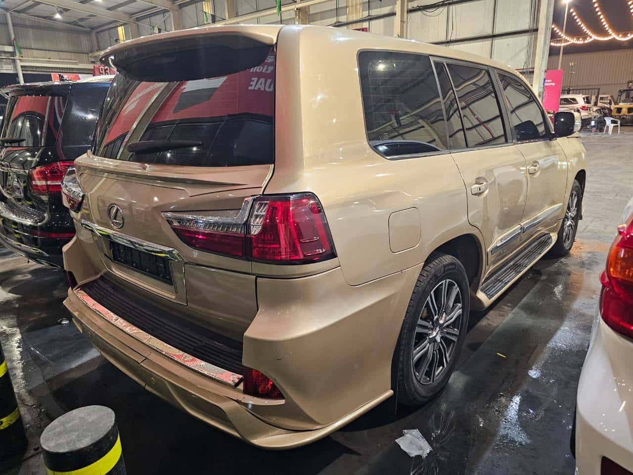Lexus LX 570 2009 thumbnail 5