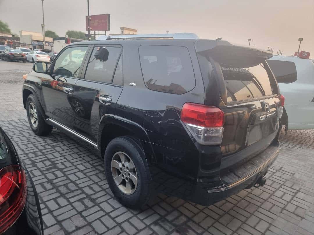 Toyota 4Runner 2011 thumbnail 4