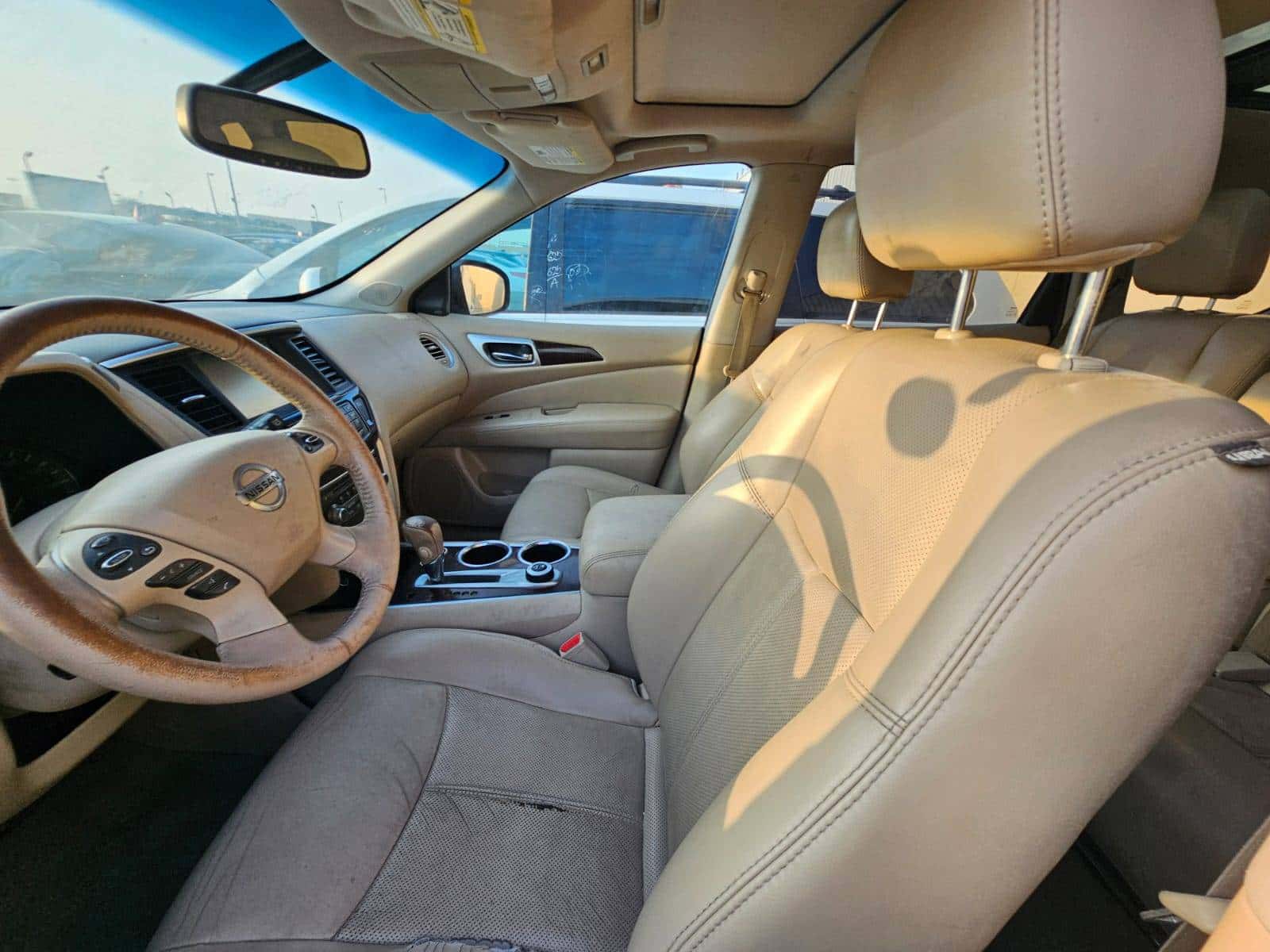 Nissan Pathfinder 2015 thumbnail 5