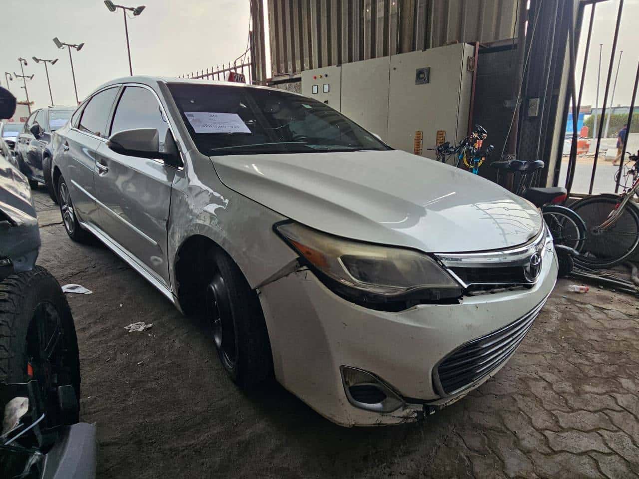 Toyota Avalon 2013 thumbnail 1