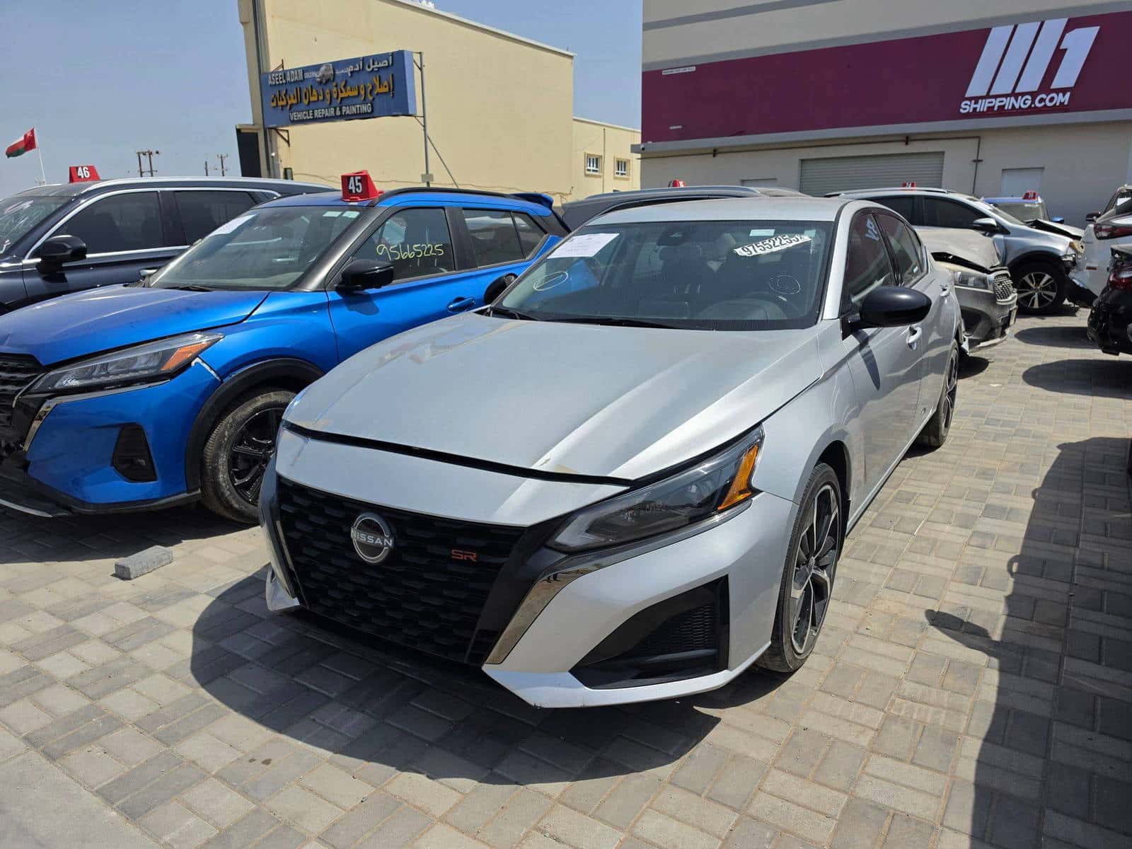 Nissan Altima 2023 thumbnail 2
