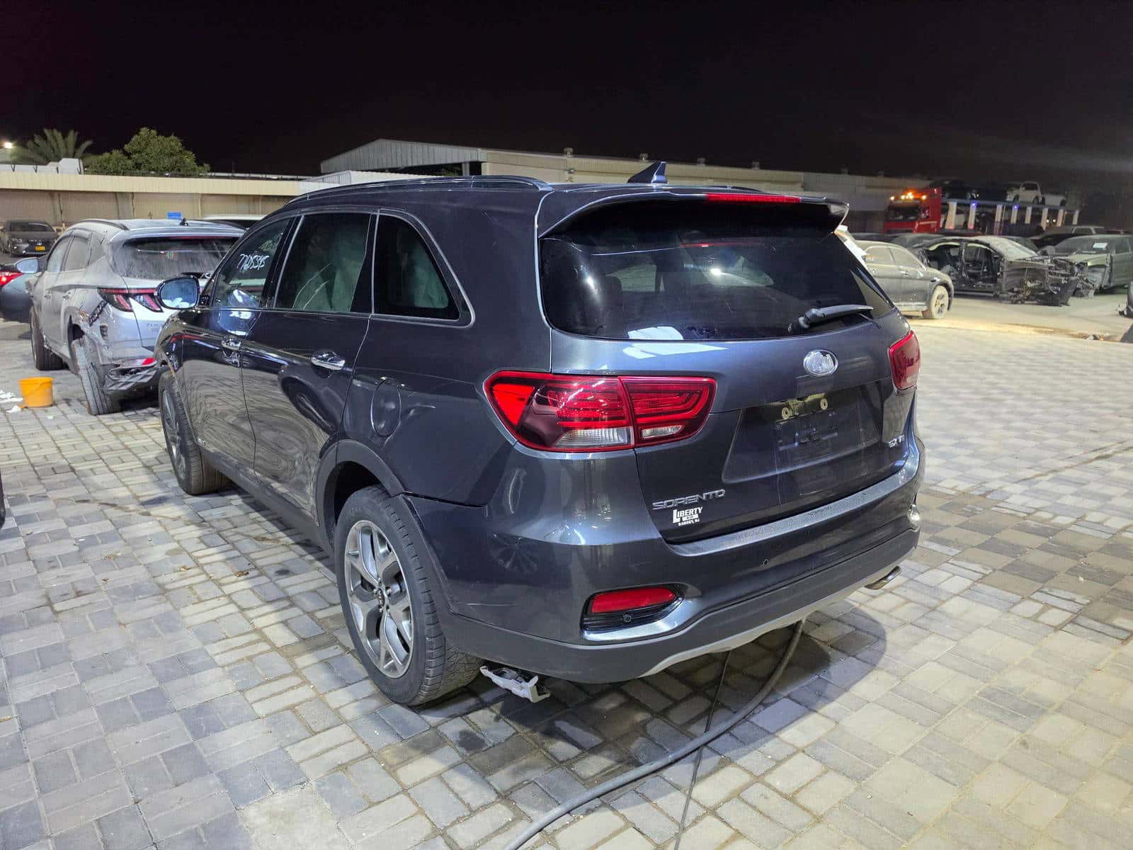KIA SORENTO 2019 thumbnail 5